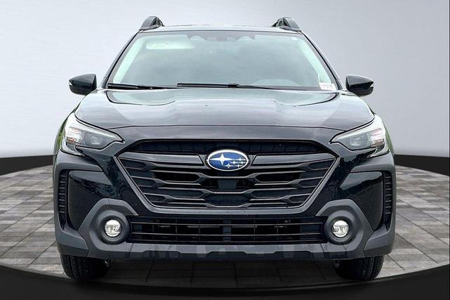 Photo of 2023 Crystal Black Silica Subaru Outback