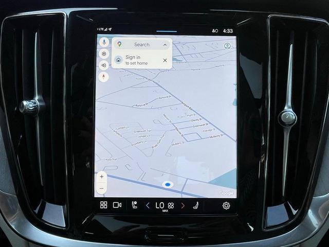 Photo of 2025 Onyx Black Metallic Volvo S60