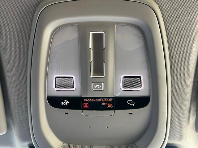 Photo of 2023 Onyx Black Metallic Volvo XC60