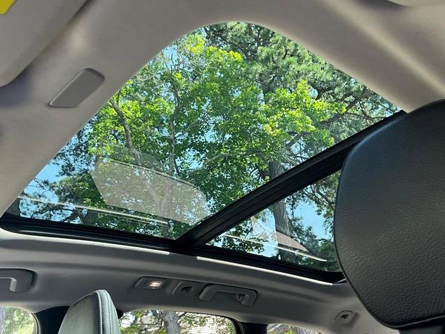 Photo of 2023 Onyx Black Metallic Volvo XC60