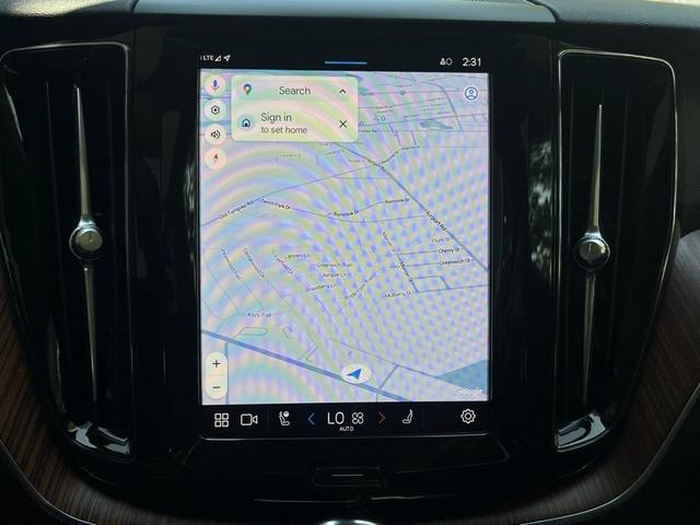 Photo of 2023 Onyx Black Metallic Volvo XC60