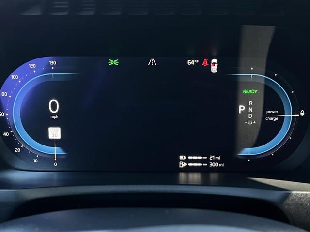 Photo of 2024 Metallic Volvo XC90 Recharge Plug-In Hybrid
