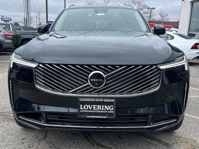 Photo of 2025 Onyx Black Volvo XC90 Plug-In Hybrid