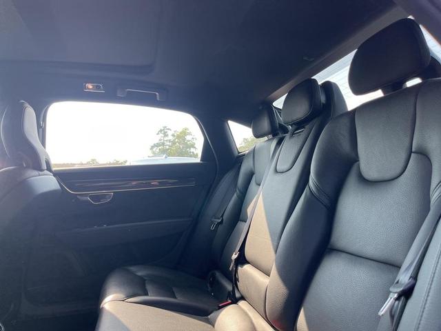 Photo of 2020 Black Volvo S90