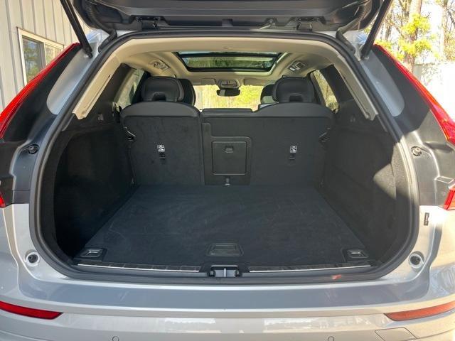 Photo of 2024 Silver Volvo XC60