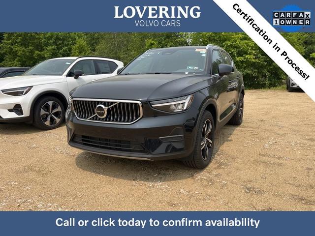 2025 Volvo XC40
