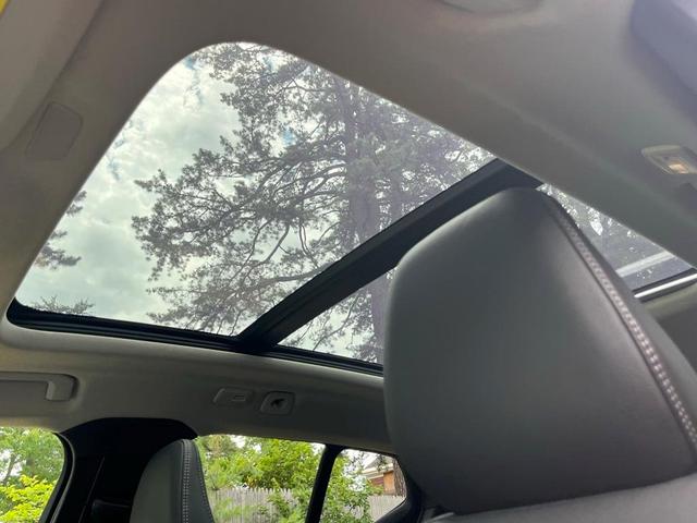 Photo of 2024 Metallic Volvo XC40