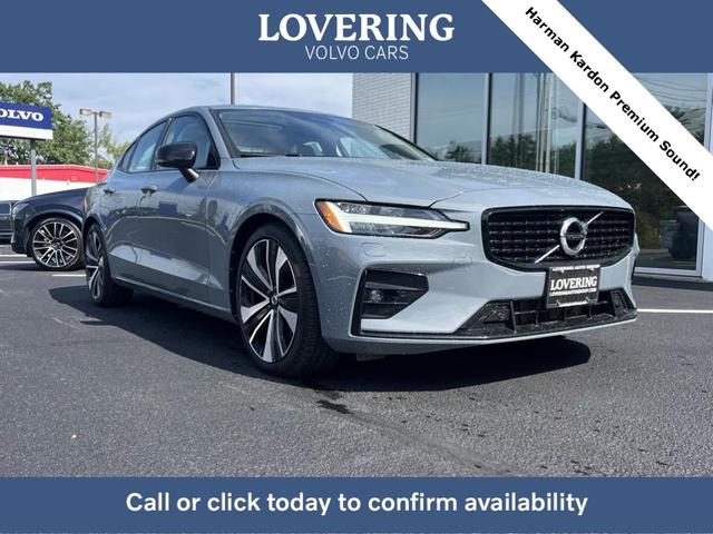 2022 Volvo S60