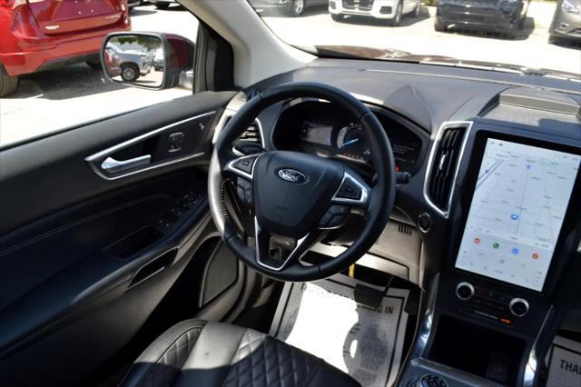 Photo of 2023 Burgundy Ford Edge