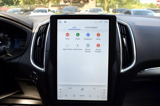 Photo of 2023 Burgundy Ford Edge