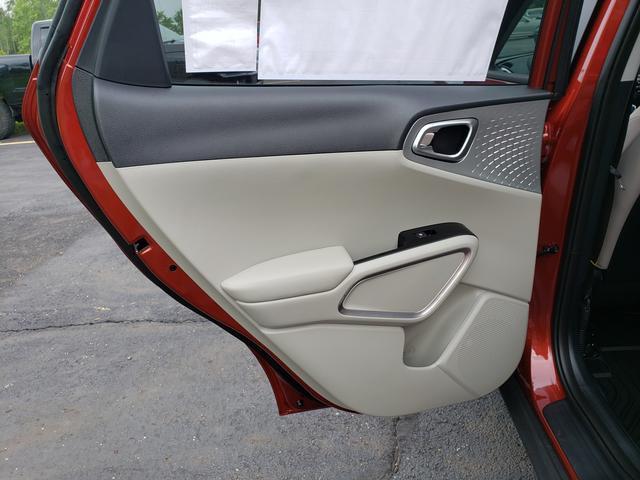 Photo of 2025 Mars Orange Kia Soul