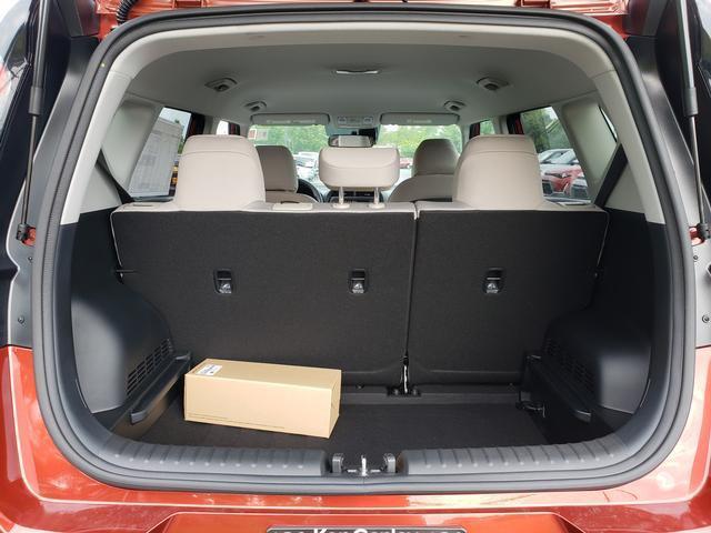 Photo of 2025 Mars Orange Kia Soul