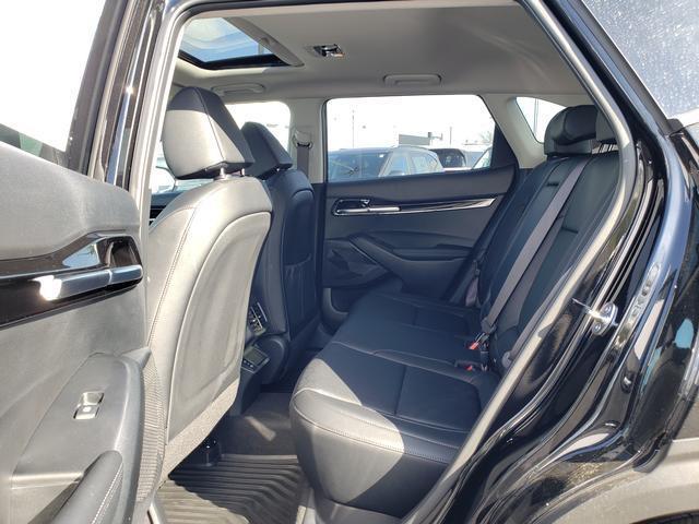 Photo of 2025 Fusion Black Kia Seltos