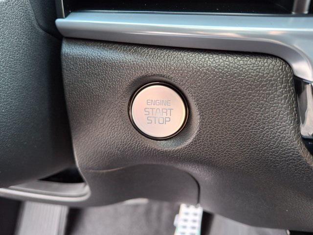 Photo of 2025 Wolf Gray Kia Sorento