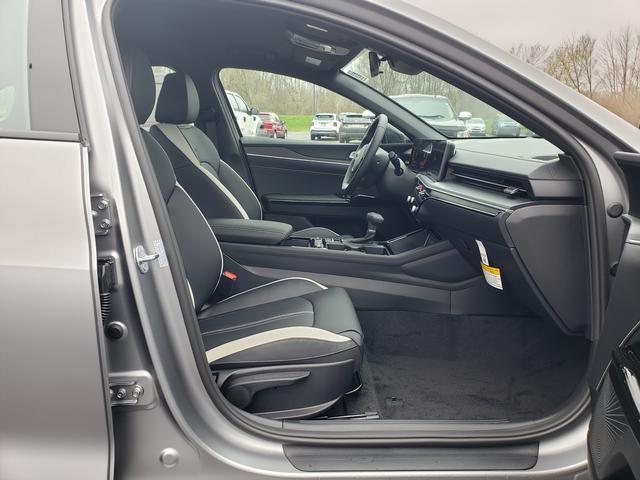 Photo of 2025 Steel Matte Gray Kia K5
