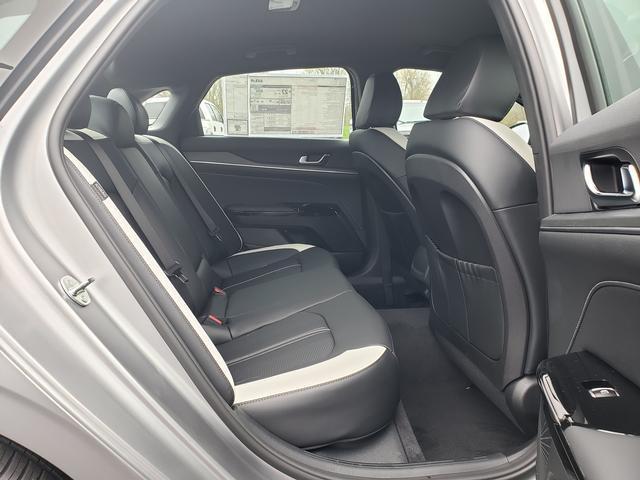 Photo of 2025 Steel Matte Gray Kia K5