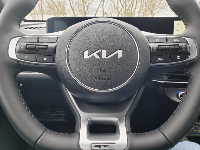 Photo of 2025 Steel Matte Gray Kia K5