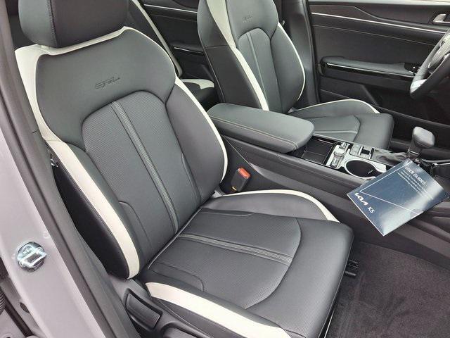 Photo of 2026 C7s Kia K5