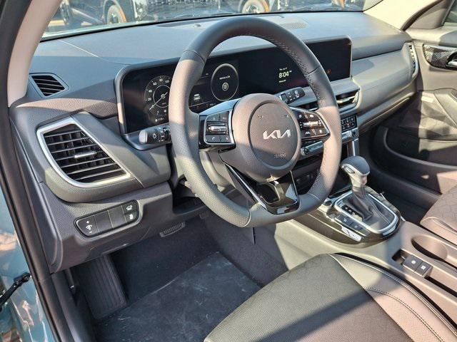 Photo of 2026 Blue Kia Seltos