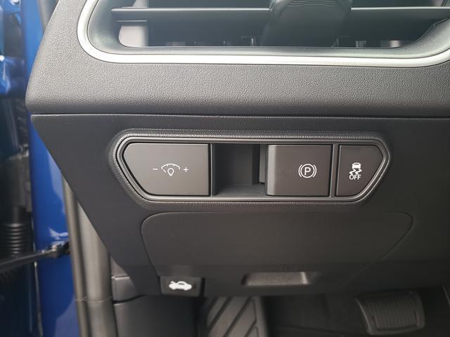 Photo of 2025 Blue Kia K4