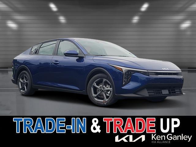 Photo of 2025 Blue Kia K4