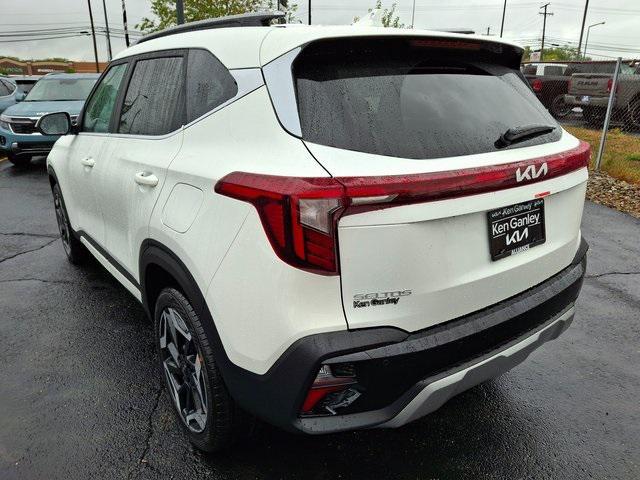 Photo of 2026 White Kia Seltos