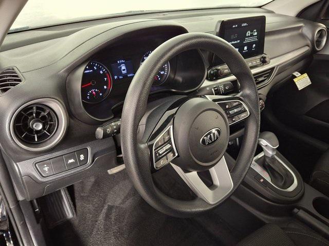 Photo of 2021 Aurora Black Pearl Kia Forte