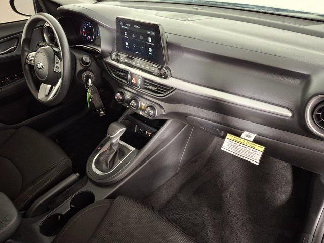 Photo of 2021 Aurora Black Pearl Kia Forte
