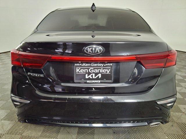 Photo of 2021 Aurora Black Pearl Kia Forte
