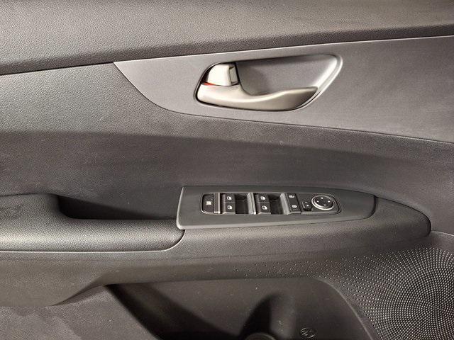 Photo of 2021 Aurora Black Pearl Kia Forte
