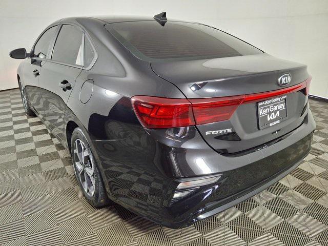 Photo of 2021 Aurora Black Pearl Kia Forte