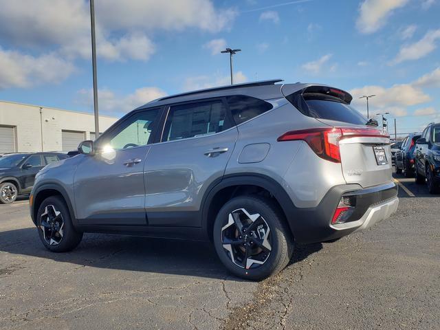 Photo of 2025 Steel Gray Kia Seltos