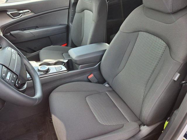 Photo of 2026 Gray Kia Sportage