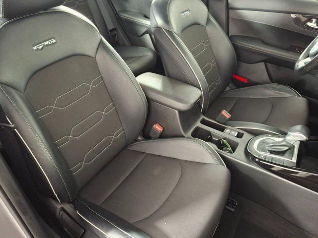 Photo of 2023 Steel Gray Kia Forte
