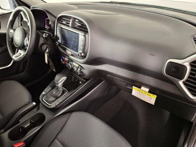 Photo of 2023 Steel Gray Kia Soul