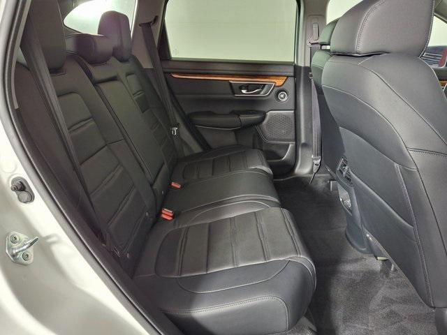 Photo of 2022 Platinum White Pearl Honda CR-V