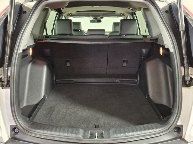 Photo of 2022 Platinum White Pearl Honda CR-V