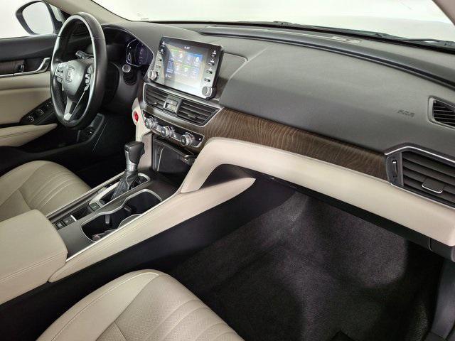 Photo of 2020 Platinum White Pearl Honda Accord