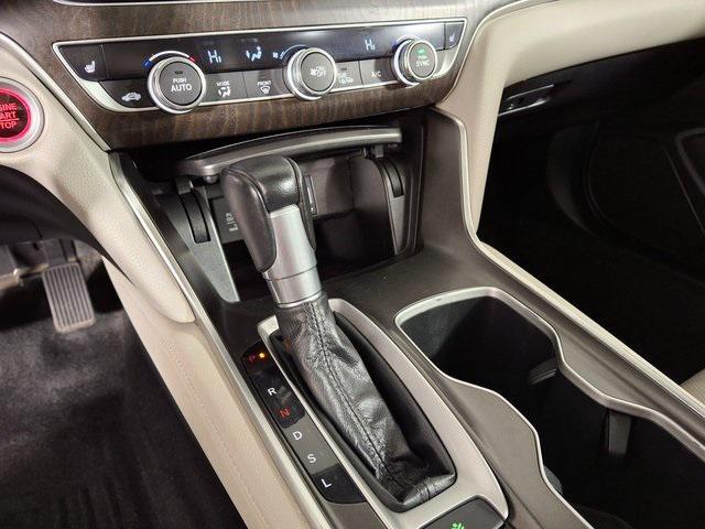 Photo of 2020 Platinum White Pearl Honda Accord