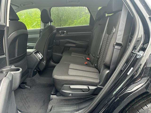 Photo of 2025 Ebony Black Kia Sorento