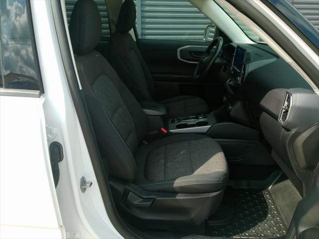 Photo of 2022 Oxford White Ford Bronco Sport