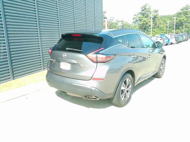Photo of 2023 Gray Nissan Murano