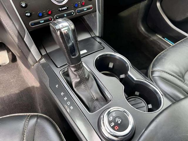 Photo of 2019 Agate Black Metallic Ford Explorer