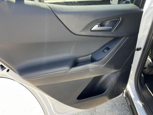 Photo of 2025 Summit White Chevrolet Equinox