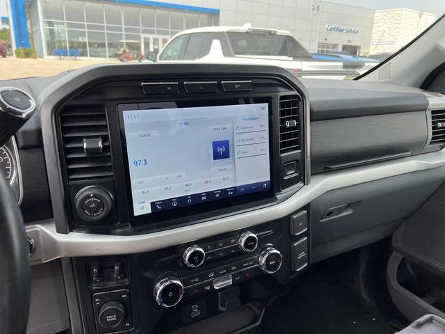 Photo of 2022 Oxford White Ford F-150