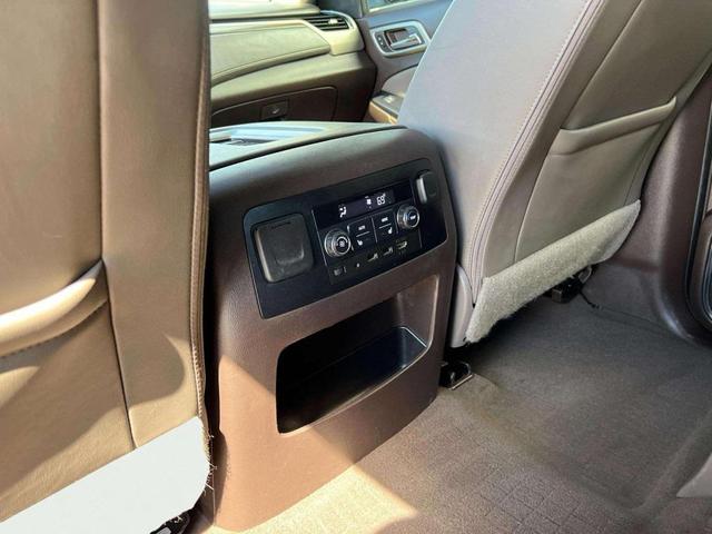 Photo of 2019 Dark Sapphire Blue Metallic GMC Yukon