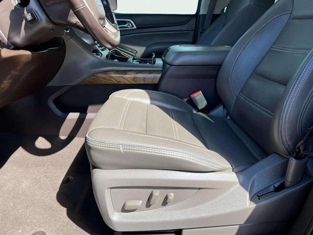 Photo of 2019 Dark Sapphire Blue Metallic GMC Yukon