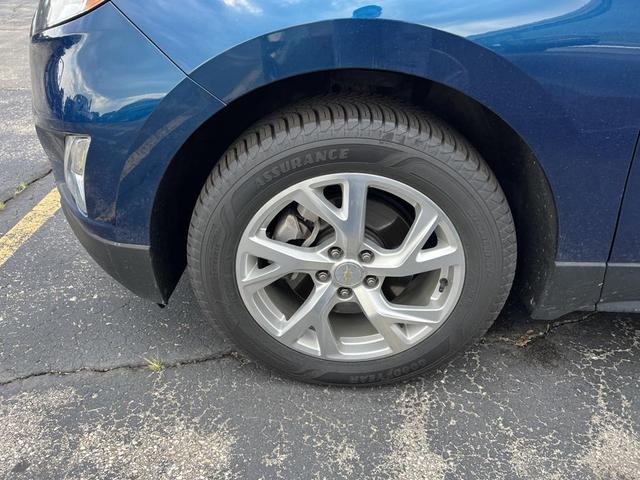 Photo of 2019 Pacific Blue Metallic Chevrolet Equinox