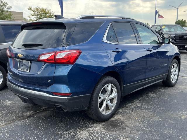 Photo of 2019 Pacific Blue Metallic Chevrolet Equinox