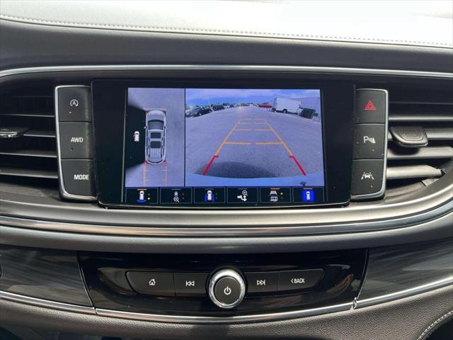 Photo of 2024 White Buick Enclave